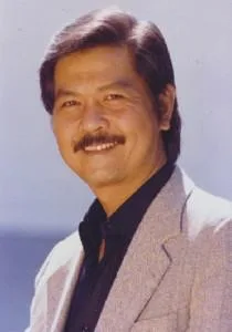 Sĩ Phú